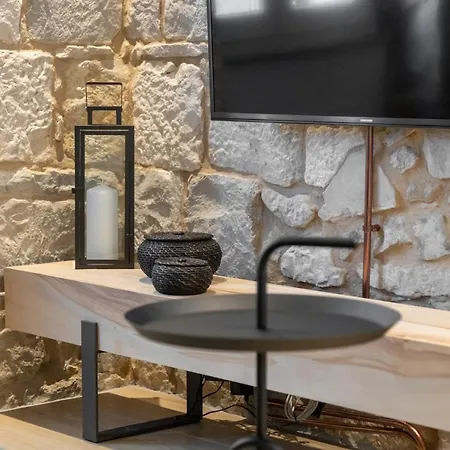 Апартаменты Cozy Hidden Gem In The Old Town *