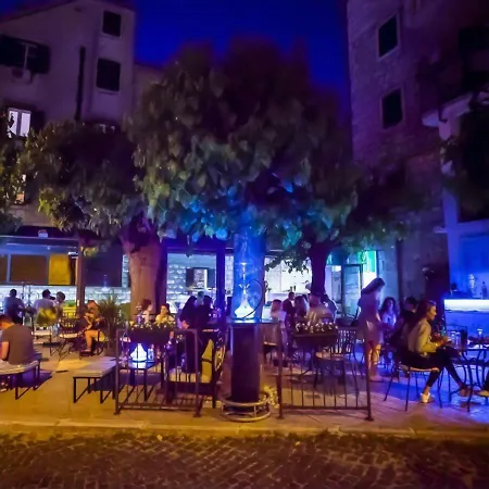 Cozy Hidden Gem In The Old Town *